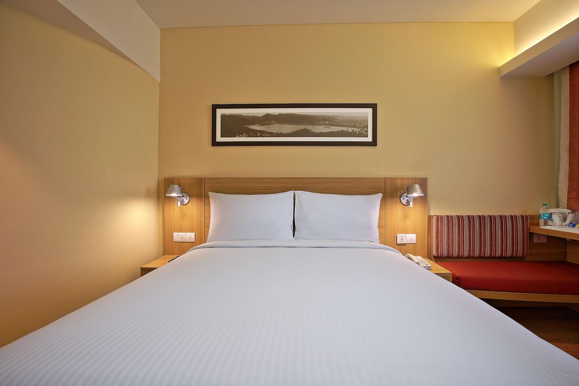 Hotel Ibis Bengaluru Outer Ring Road Extérieur photo