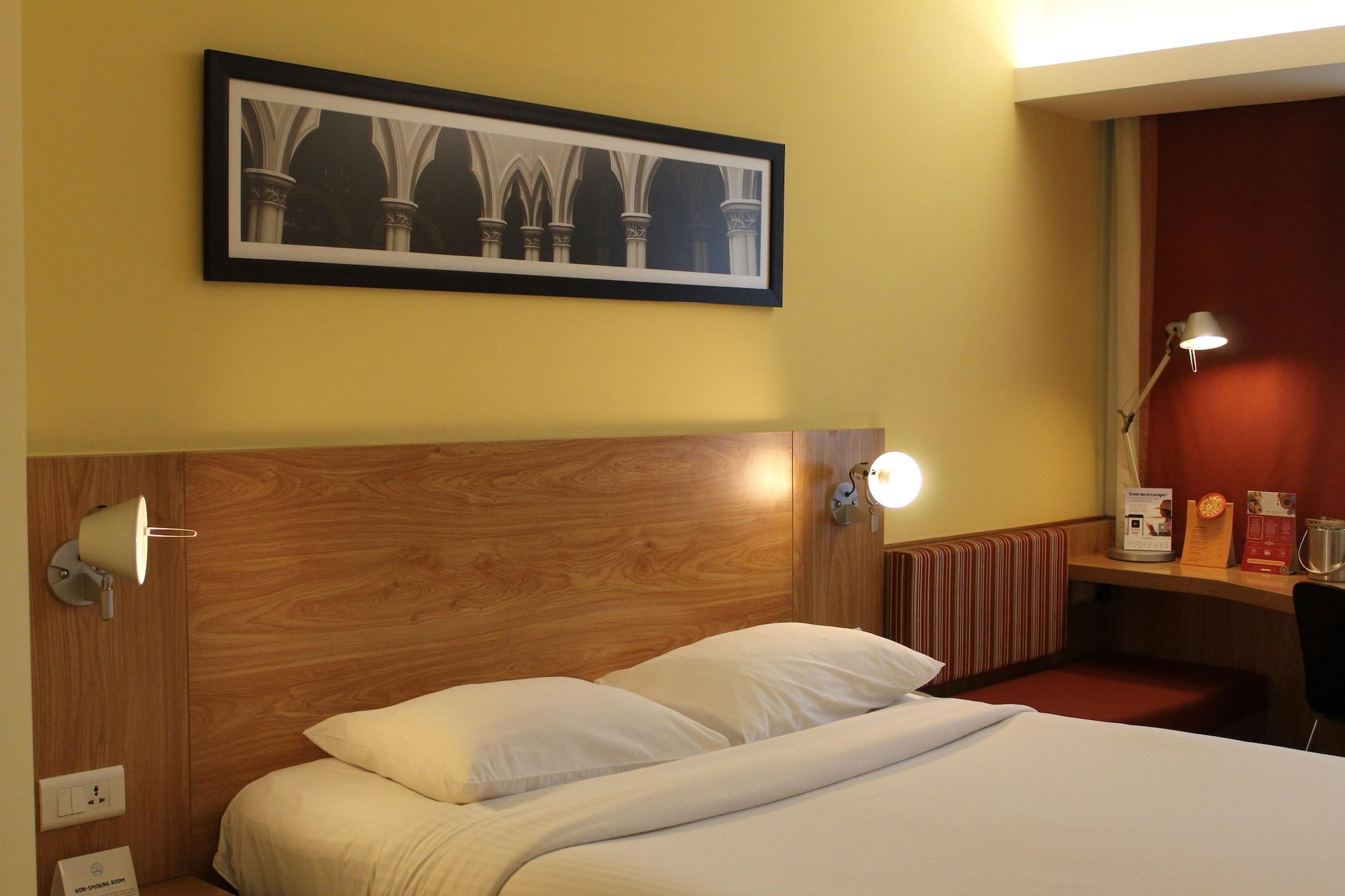 Hotel Ibis Bengaluru Outer Ring Road Extérieur photo