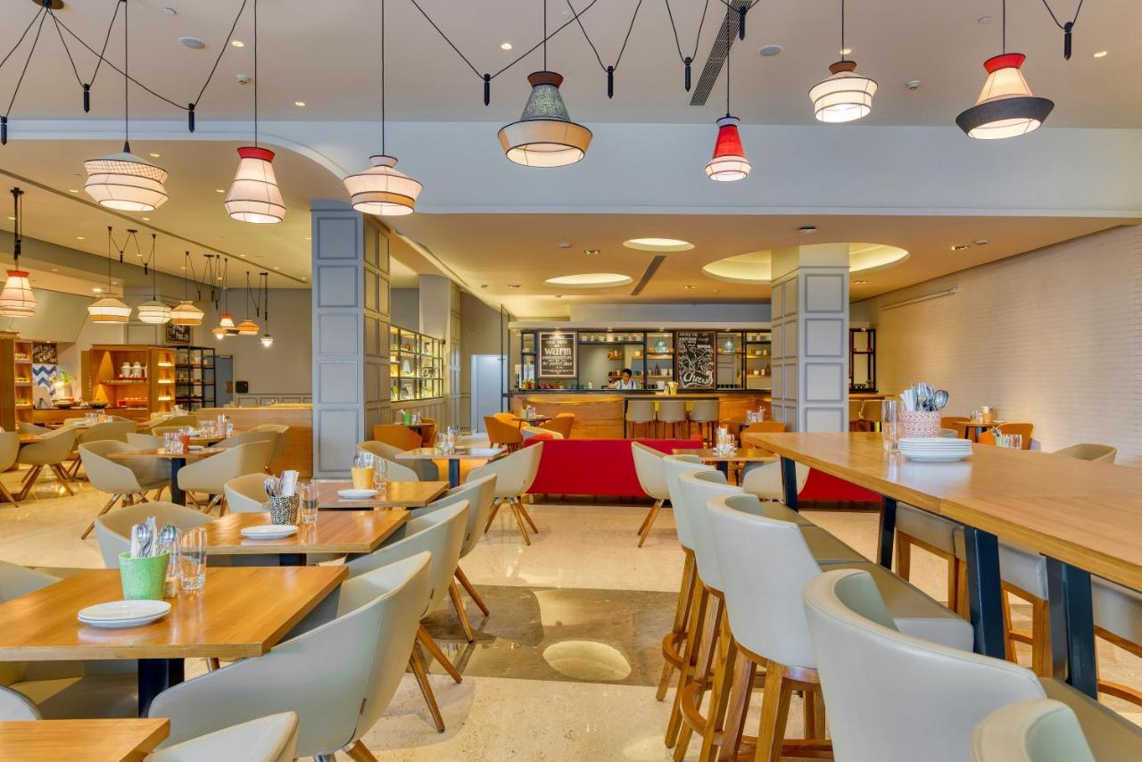 Hotel Ibis Bengaluru Outer Ring Road Extérieur photo
