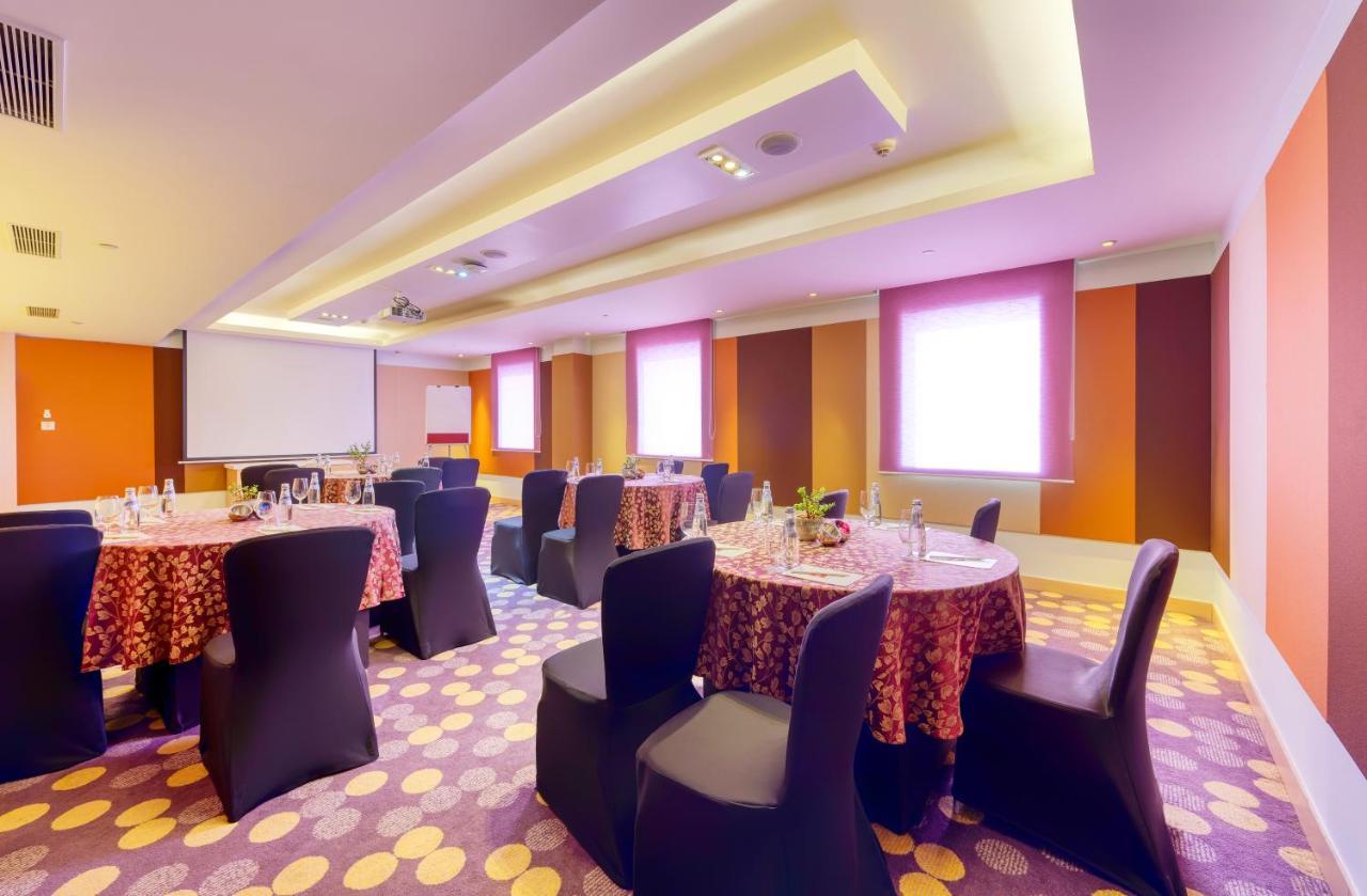 Hotel Ibis Bengaluru Outer Ring Road Extérieur photo