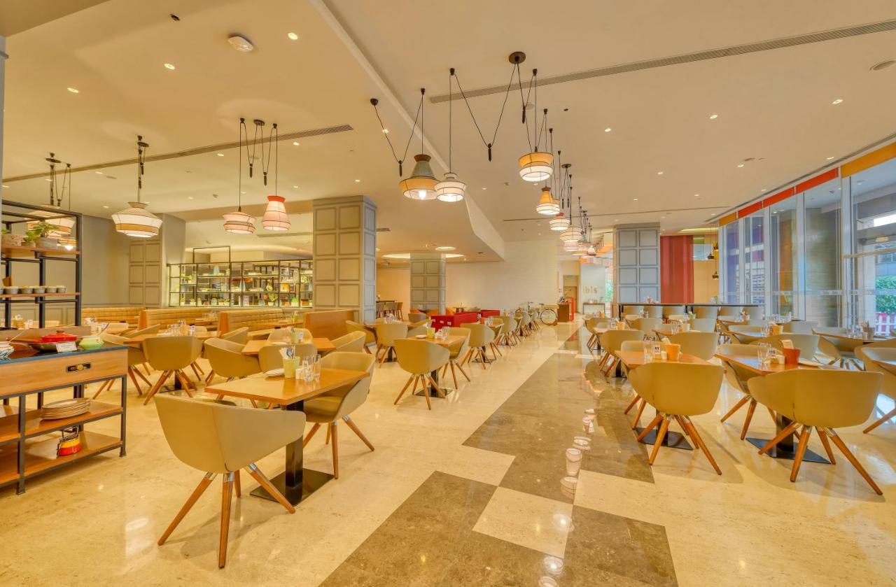 Hotel Ibis Bengaluru Outer Ring Road Extérieur photo