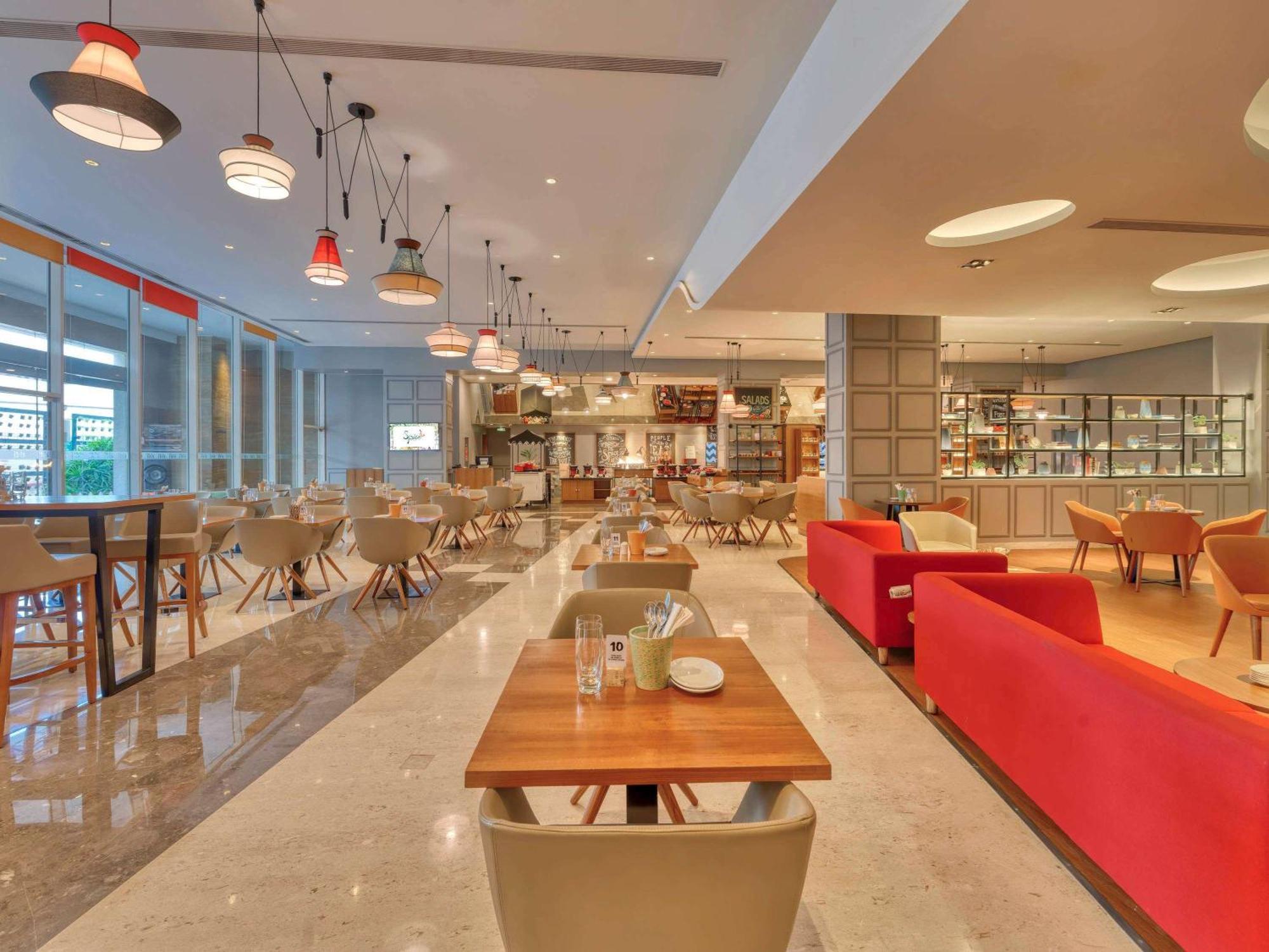 Hotel Ibis Bengaluru Outer Ring Road Extérieur photo