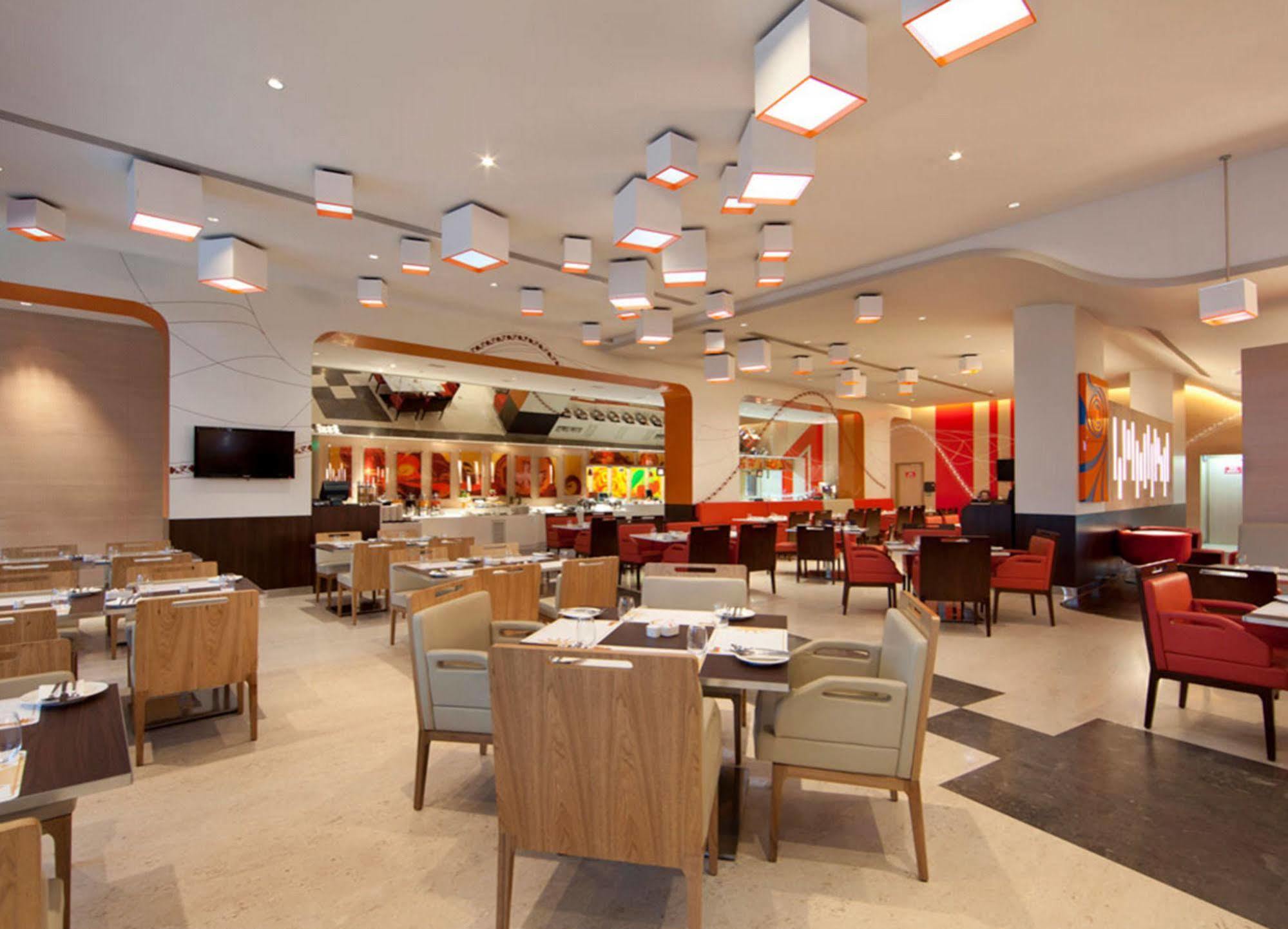 Hotel Ibis Bengaluru Outer Ring Road Extérieur photo